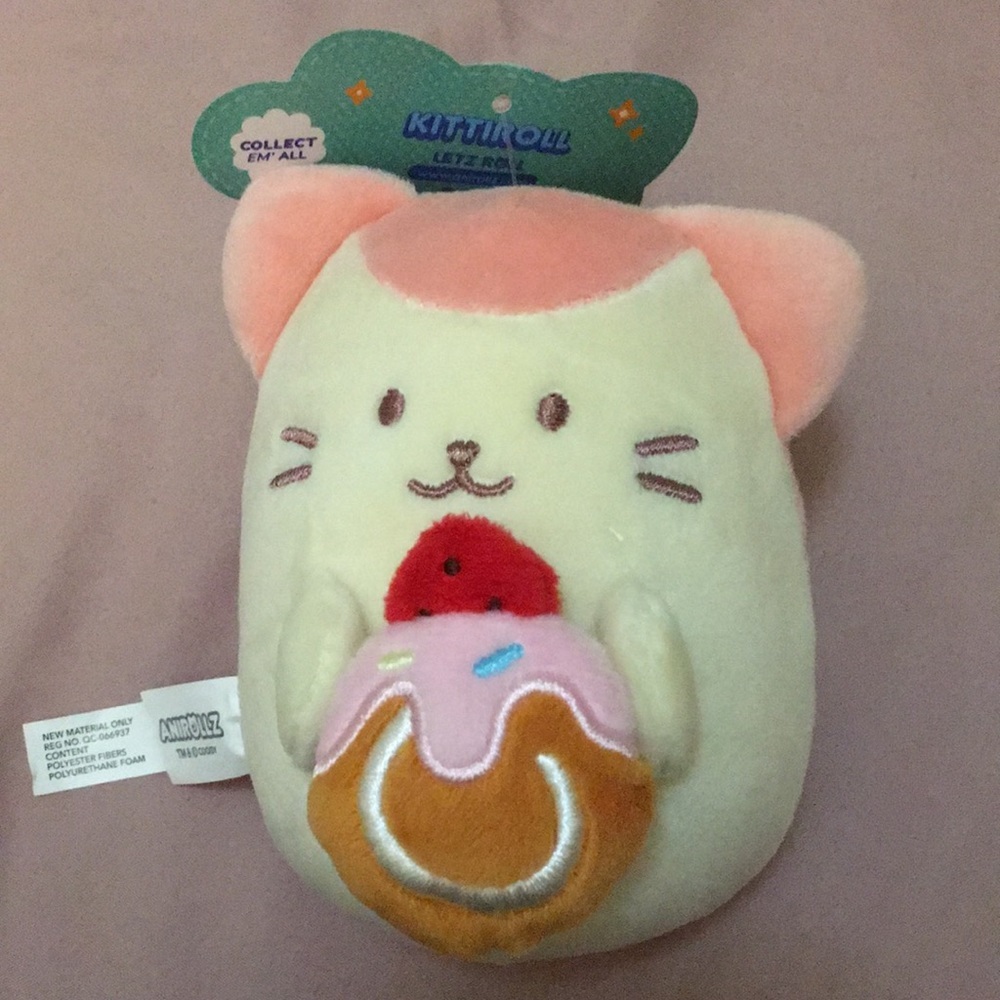 Anirollz kittiroll fabric squishy ball